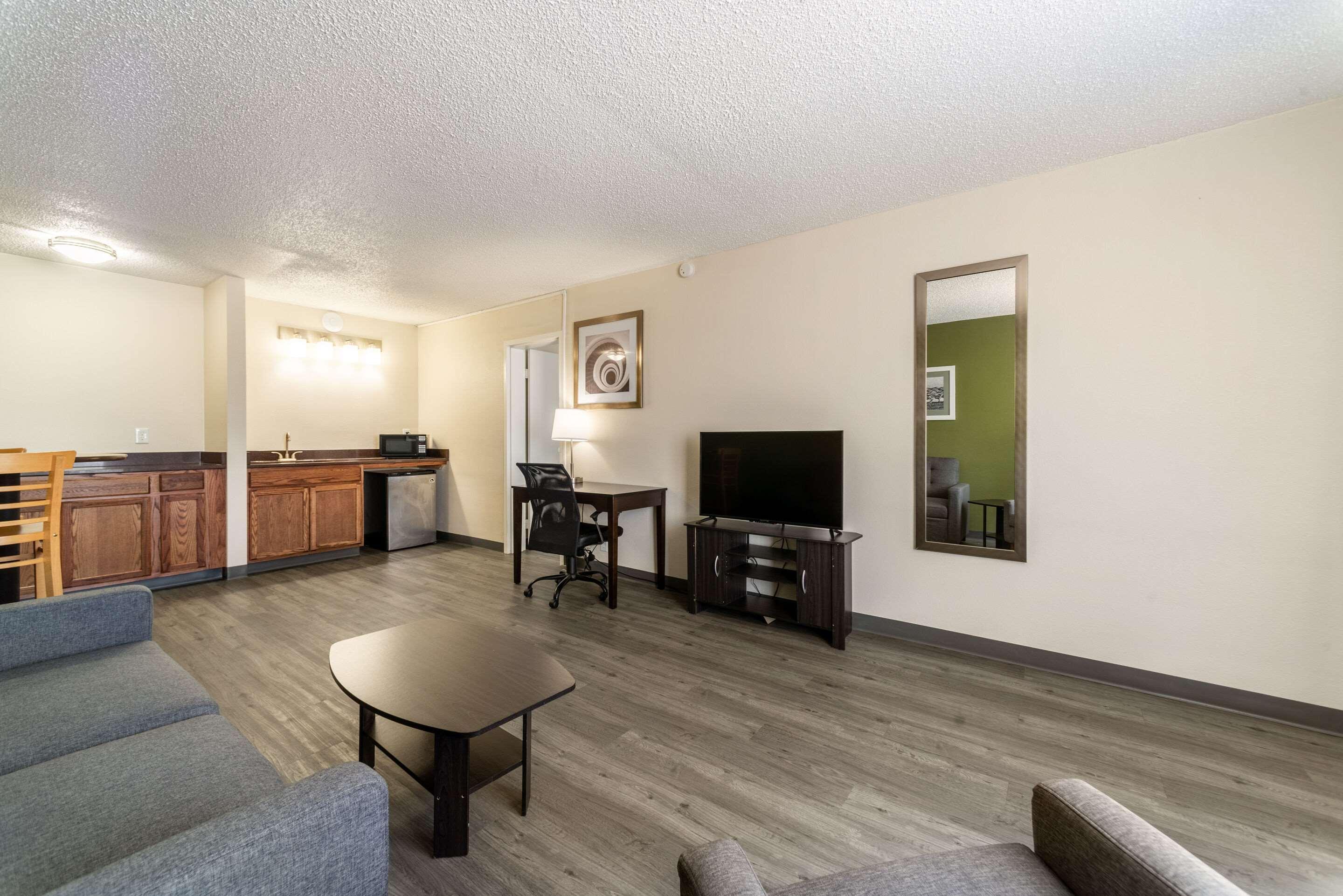 Quality Inn & Suites Vandalia Near I-70 And Hwy 51 Extérieur photo