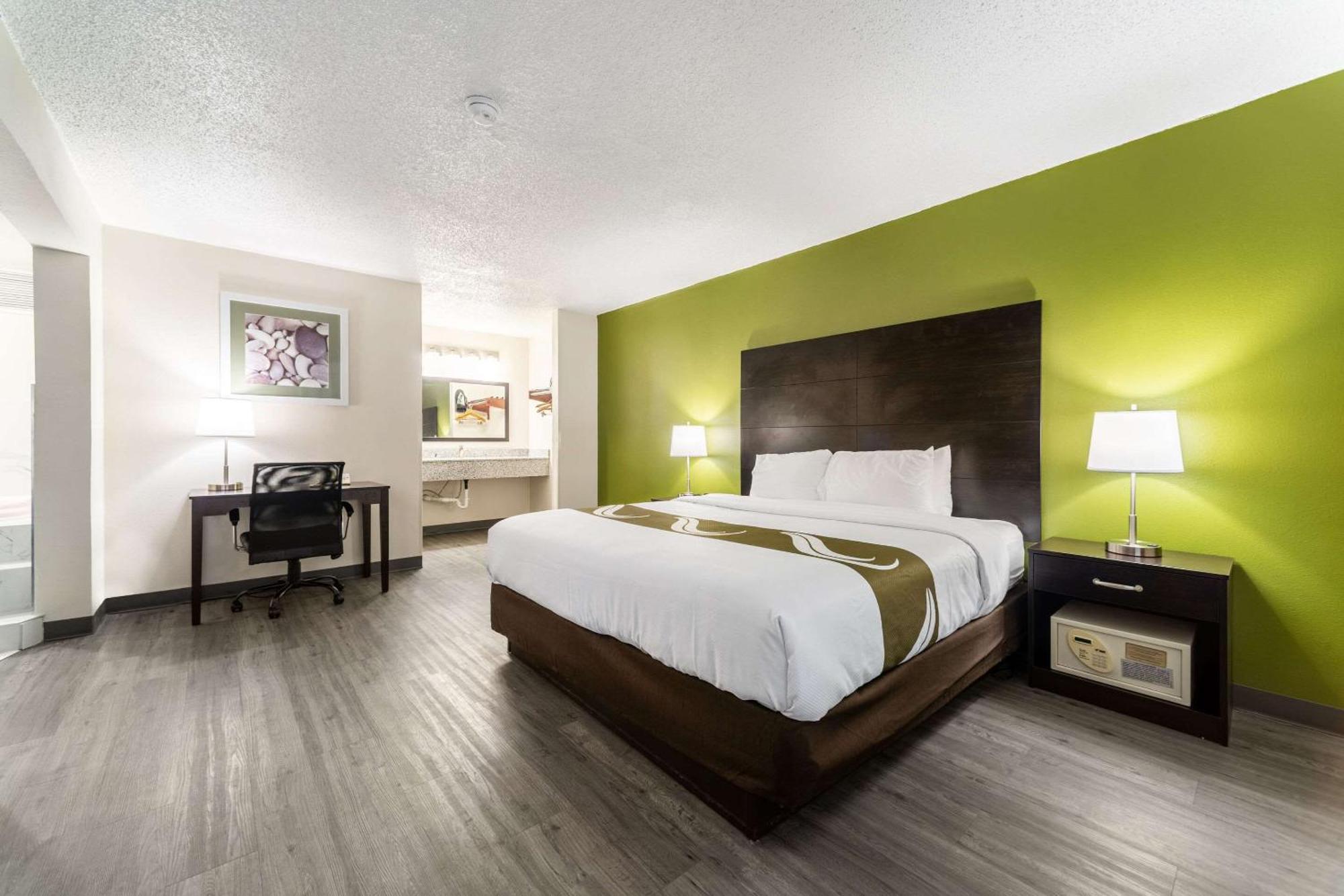 Quality Inn & Suites Vandalia Near I-70 And Hwy 51 Extérieur photo