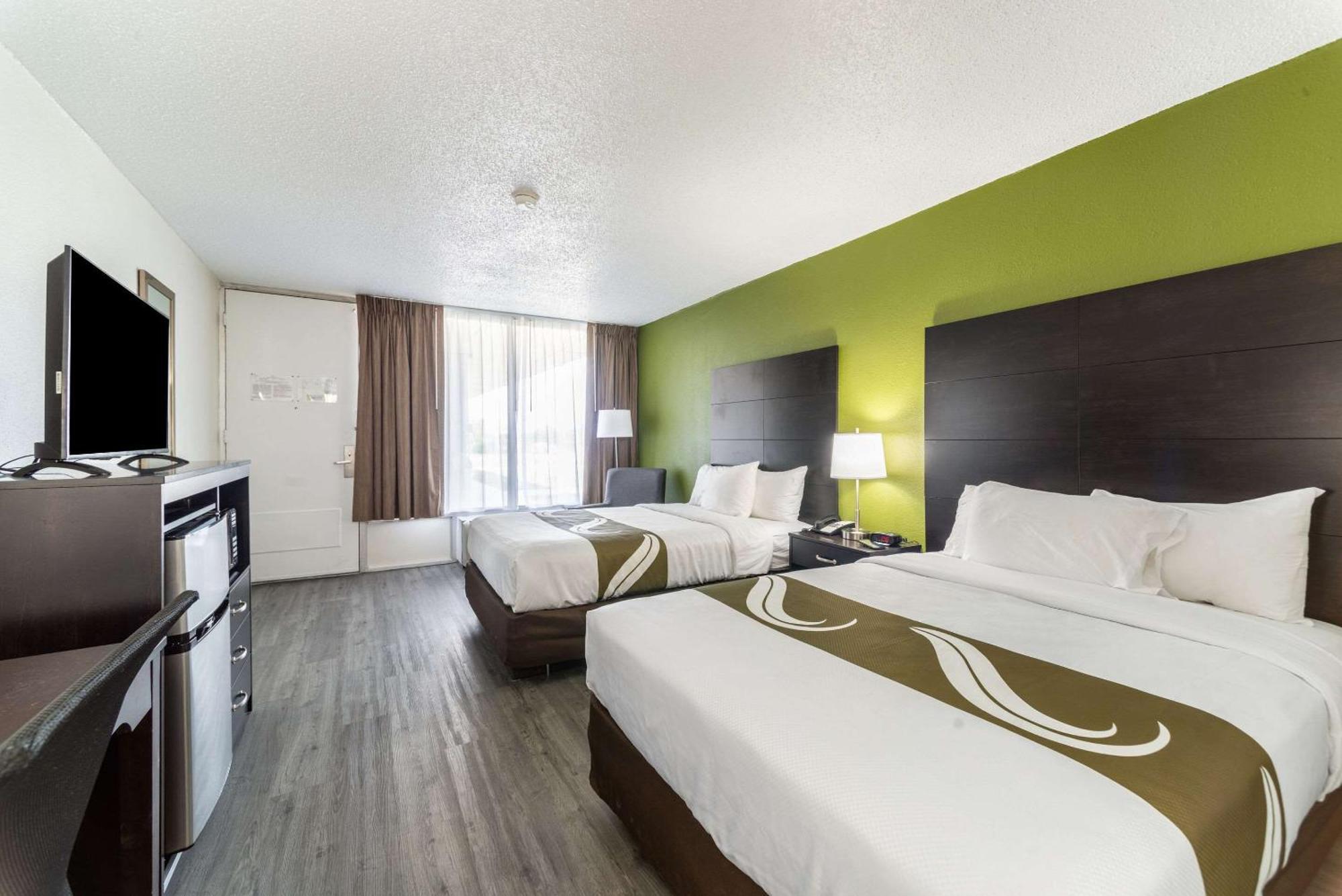 Quality Inn & Suites Vandalia Near I-70 And Hwy 51 Extérieur photo