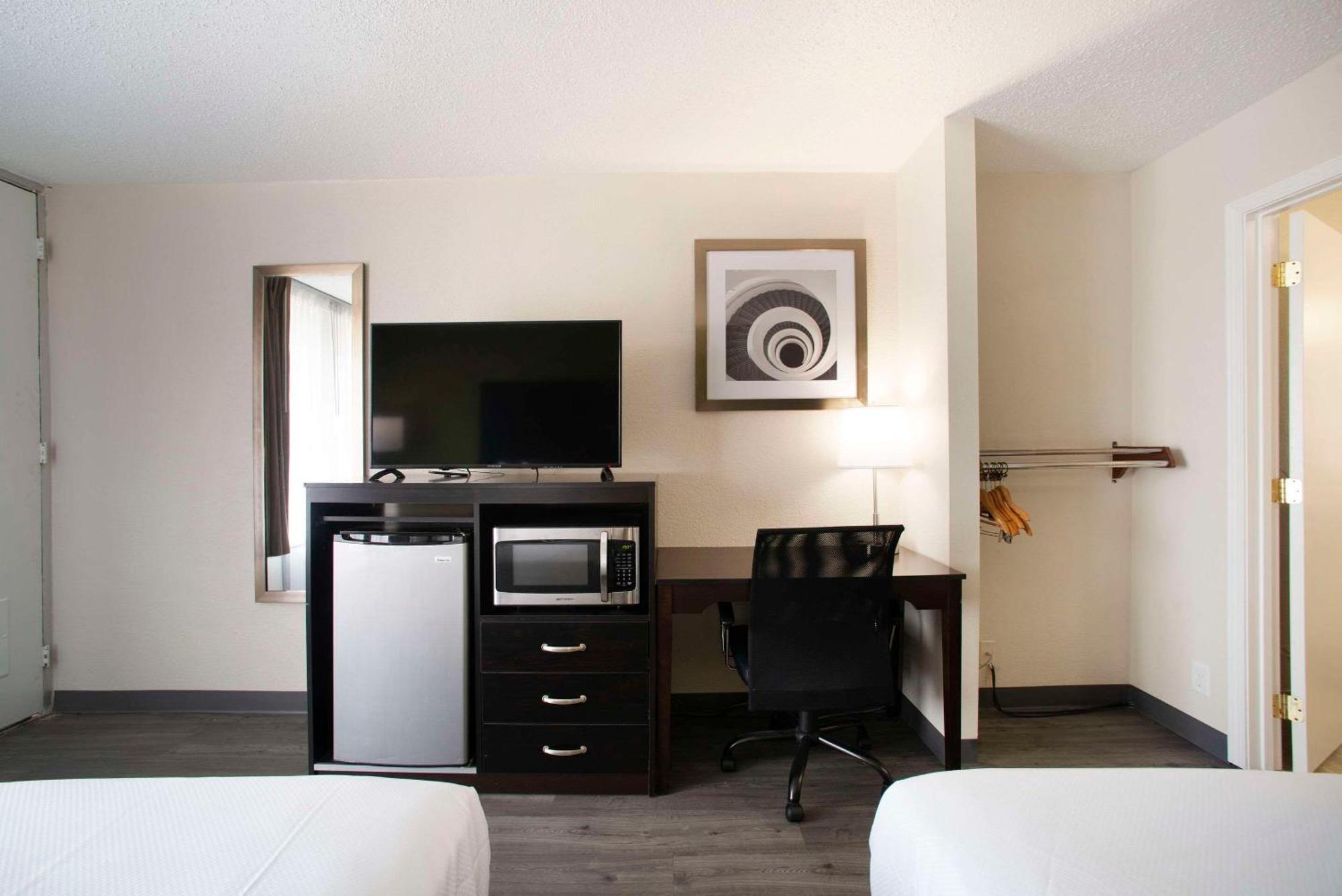 Quality Inn & Suites Vandalia Near I-70 And Hwy 51 Extérieur photo
