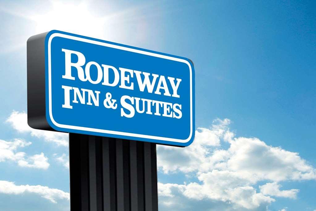 Quality Inn & Suites Vandalia Near I-70 And Hwy 51 Extérieur photo